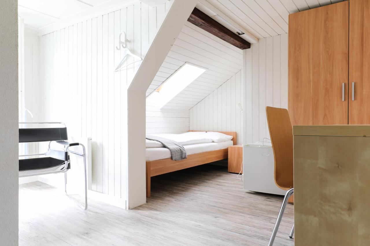 Hotel Loewen Niederuzwil ภายนอก รูปภาพ